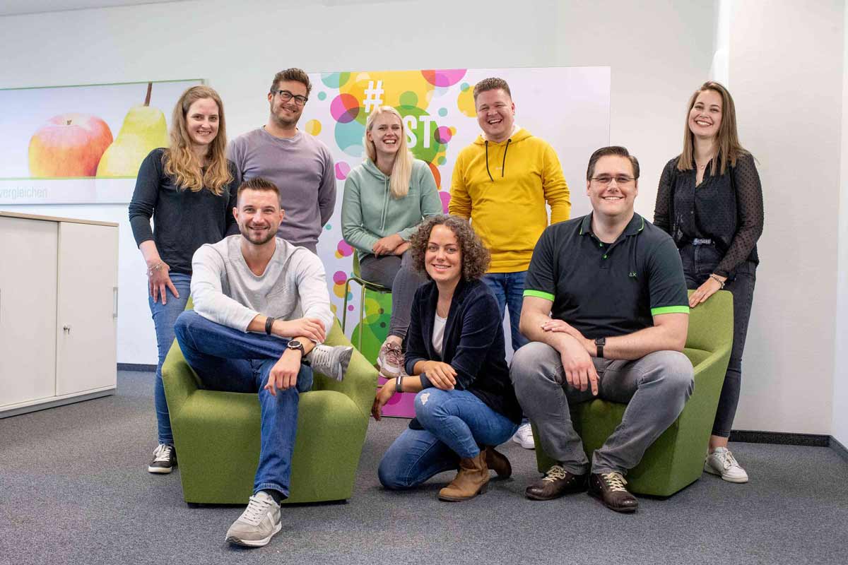 Deine Kolleginnen und Kollegen bei OPTINVEST Deine Kolleginnen und Kollegen bei OPTINVEST
